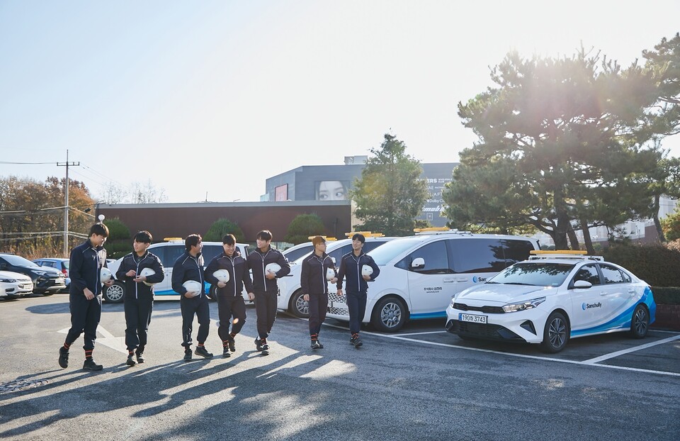 삼천리가 고객이 안전하고 편리하게 도시가스를 이용할 수 있는 에너지 사용환경을 조성하는 데 앞장서고 있다./삼천리