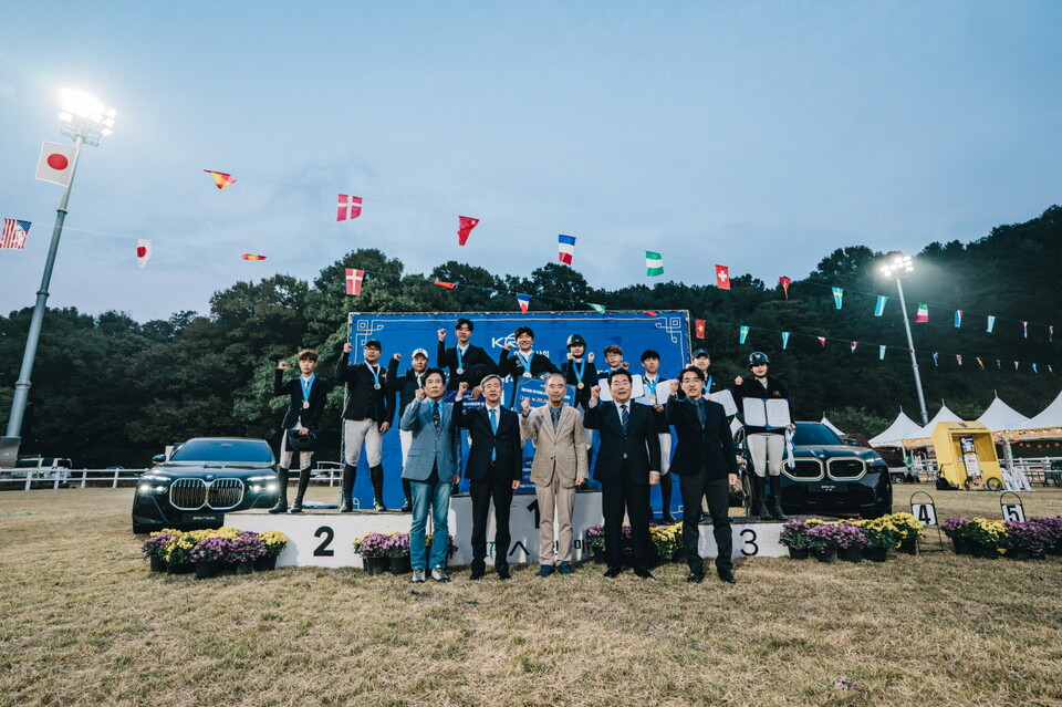 한국마사회장배 승마대회 시상식. /한국마사회 제공