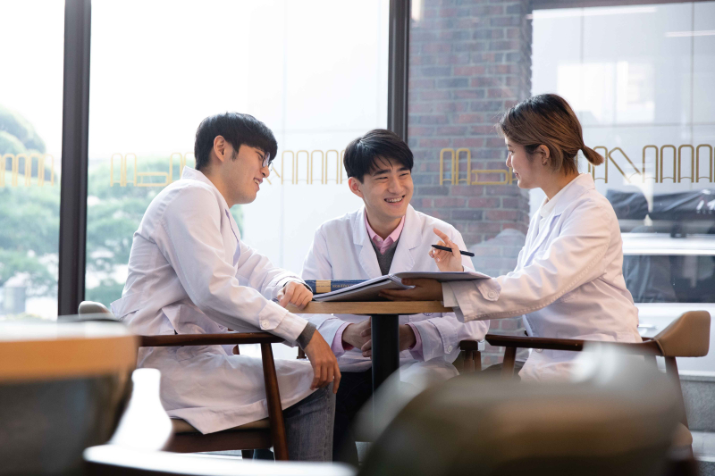 고려대의료원이 미국 전공의·전임의 수련인증위원회(ACGME) 행사에서 전공의 교육혁신 성과를 발표했다./고려대의료원 제공