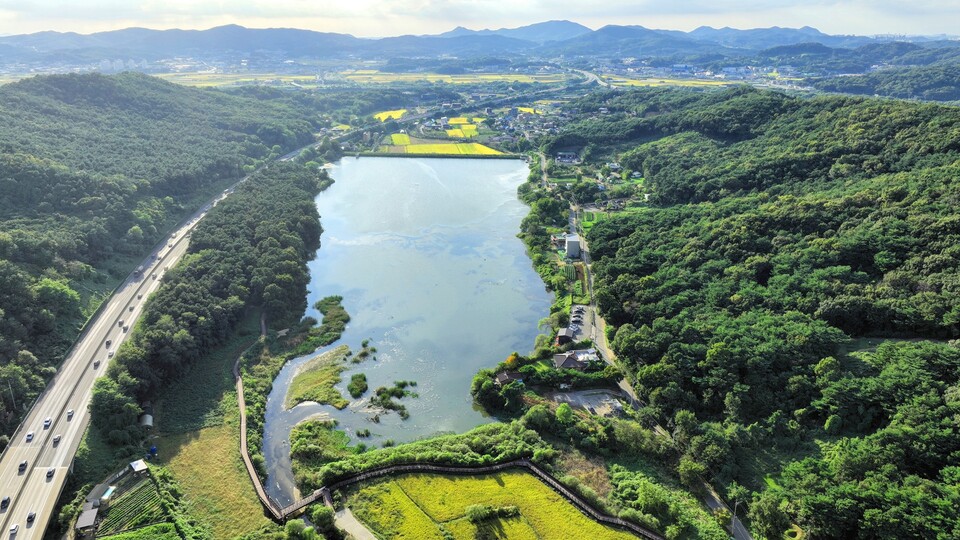 오산시(시장 이권재)는 오는 11일 ‘서랑저수지 시민 힐링공간 조성사업 착공식’을 열고 본격적인 사업 추진에 들어간다고 5일 밝혔다./ 오산시 제공
