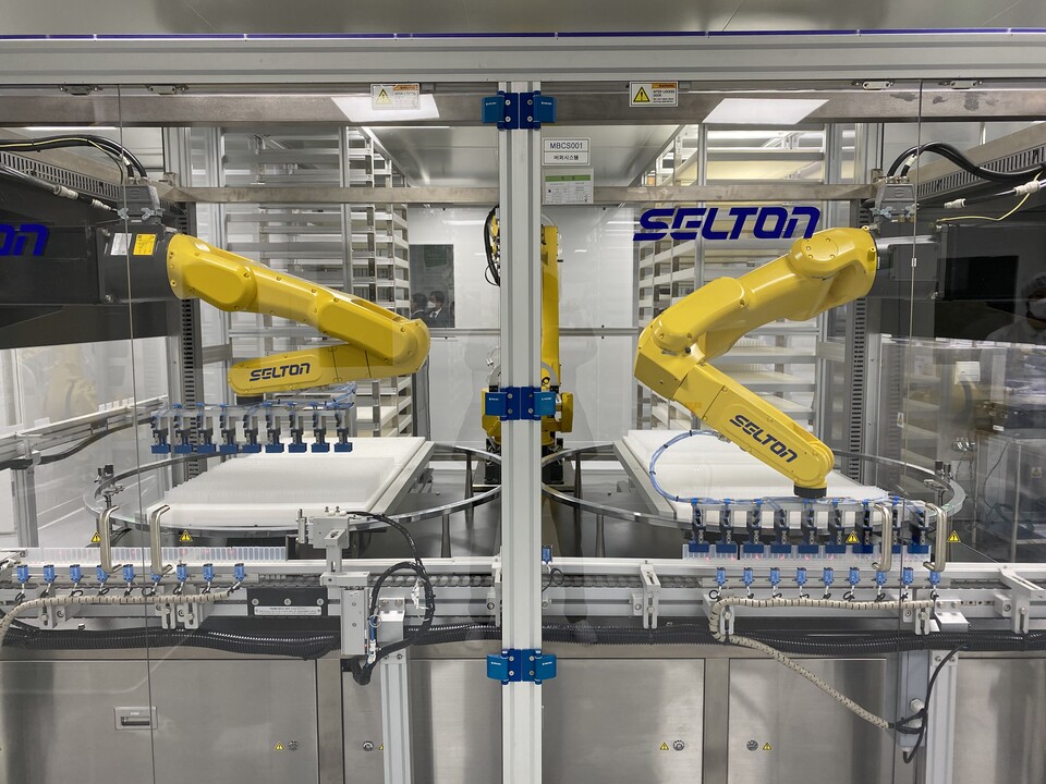 국제약품이 안과용 점안제 수요 증가에 대응하기 위해 생산 설비 확대에 나섰다./국제약품 제공