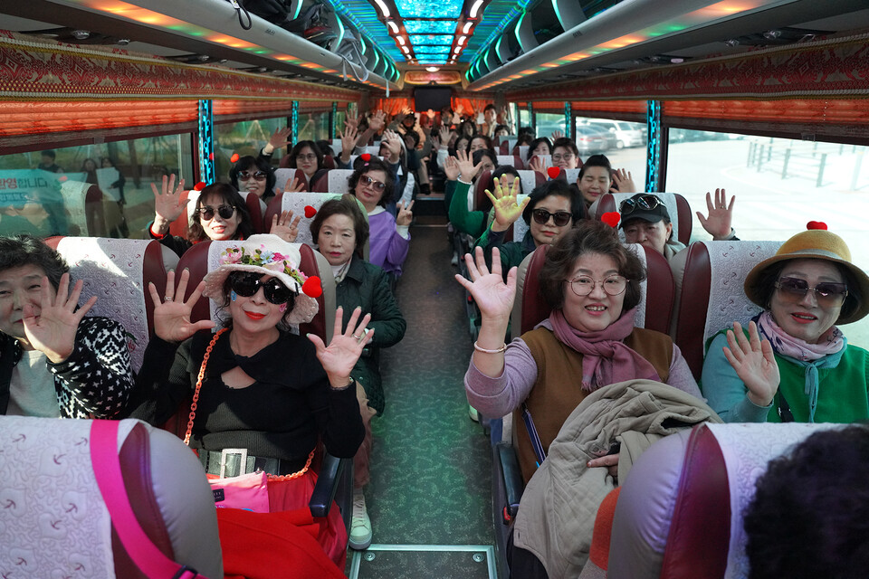 울진 가을여행 버스 지원사업’을 시범 운영 .사진=울진군 제공