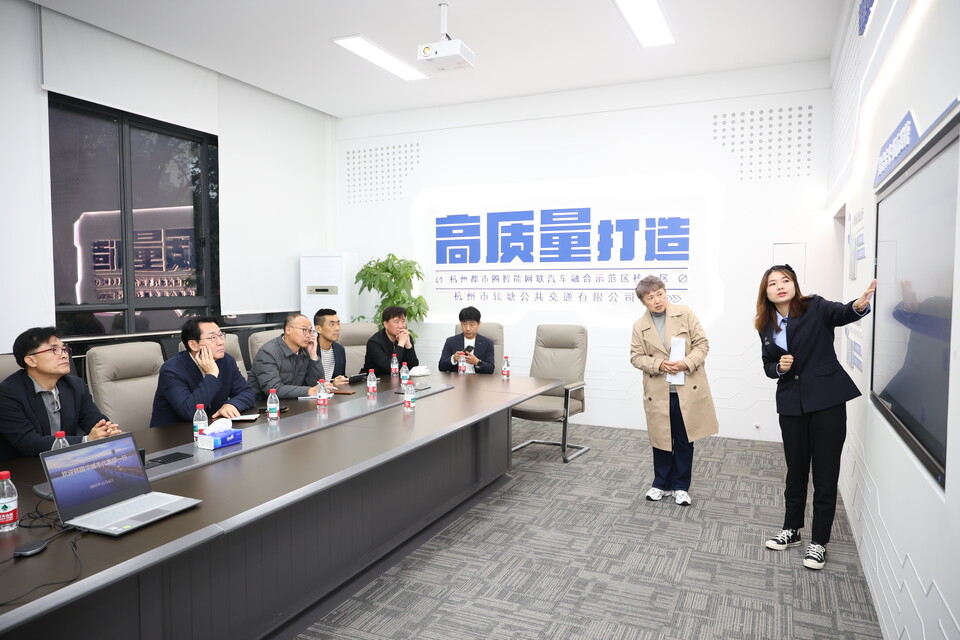 화성특례시는 새솔동·남양·동탄 일부 지역에서 국토교통부 및 교통안전공단과 함께 자율주행 레벨4 기반 공공서비스 실증사업을 추진 중이며, 올해 말까지 ‘자율주행 모빌리티센터’ 구축을 완료할 계획이다./ 화성특례시 제공