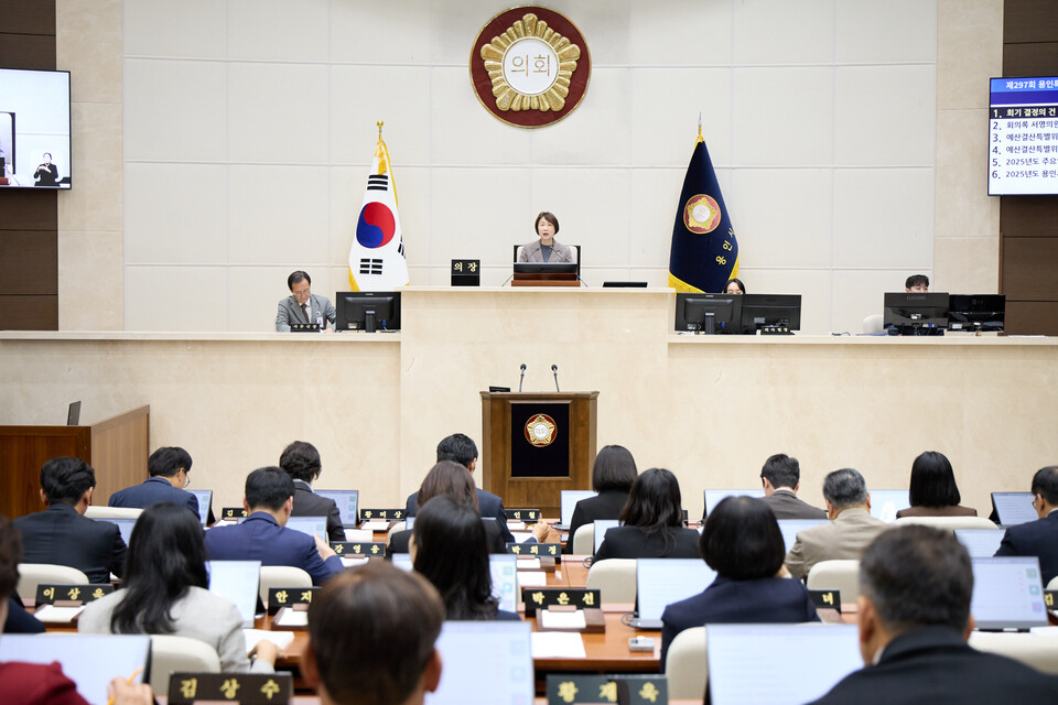 유 의장은 지난 6월 발생한 동탄-인덕원 전철 공사 천공기 전도 사고를 언급하며, “시민이 안심하고 살 수 있는 환경을 만들기 위해 의회 차원의 적극적인 대응이 필요하다”고 강조했다./ 용인특례시의회 제공 