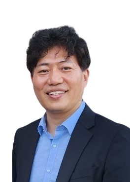 류영철 부산외국어대학교 사회복지평생교육전공 교수. 사진=류영철 교수