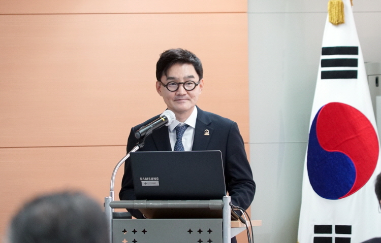 한국음악저작권협회가 ‘2025 한중지적재산권학회 국제학술대회’에 참석해 인공지능(AI) 시대 저작권 보호와 창작자 권익 강화를 위한 방안을 제시하고 한·중 양국 간 협력 방안을 논의했다./한국음악저작권협회