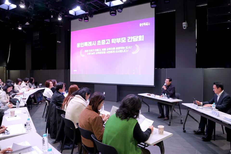 이 시장은 “시민의 문화시설 이용환경은 학습권과 직결된다”며 “도서관 리모델링은 학생과 시민 모두가 혜택을 보는 공공투자”라고 강조했다./ 용인특례시 제공