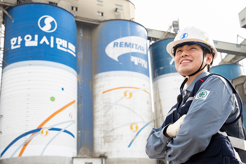 한일시멘트는 그린리모델링과 ZEB 시장을 정면으로 겨냥해 CO₂ 포집 및 활용 기술(CCUS)을 적용한 건자재 개발에 성공했다./한일시멘트