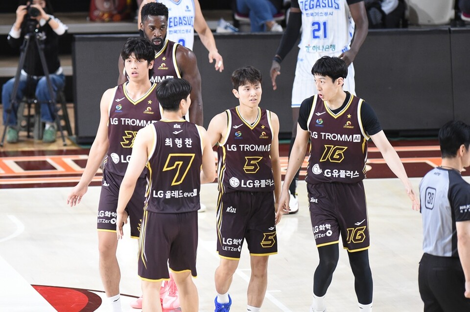 타마요(왼쪽부터), 최형찬, 양준석, 정인덕. /KBL 제공