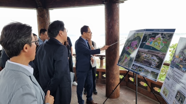 국토부 영암군 수소도시 조성사업 현장방문. /사진=영암군