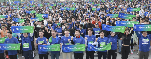 ‘올림픽데이런 2025 in 전주’가 16일 전주월드컵경기장 일원에서 전국 각지에서 모인 6000명의 참가자와 함께 성황리에 마무리됐다./전북도