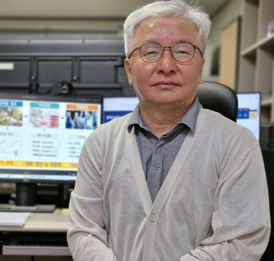 의성군, 영남대학교 세포배양연구소 최인호 소장이  ‘세계 최우수 과학자’로 선정 .사진=의성군 제공