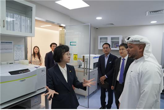 아부다비줄기세포센터(ADSCC) 방문 모습. /식품의약품안전처 제공