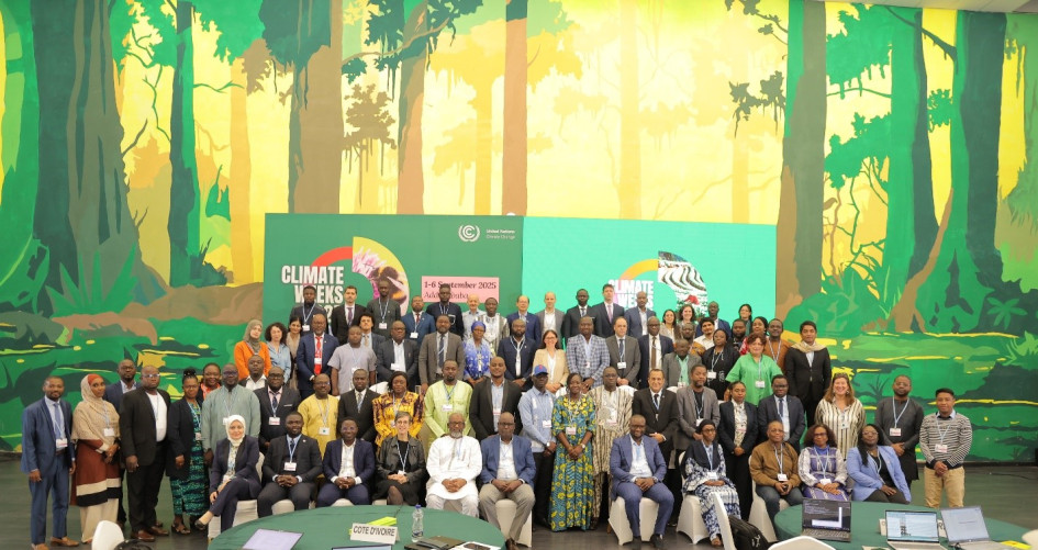 브라질 벨렝에서 열린 제30차 유엔기후변화협약 당사국 총회(COP30) 기념촬영 모습/COP30 제공