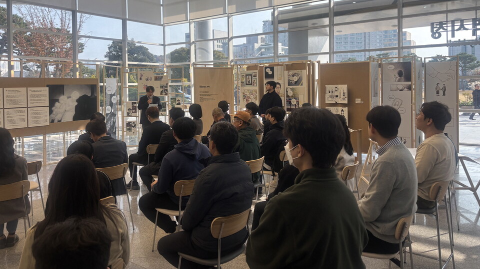 광주광역시는 사회적 참사를 함께 기억하고 생명과 안전의 가치를 되새기는 전시회 ‘고통의 곁, 곁의 고통’을 11월24일부터 12월1일까지 시청 열린문화공간에서 진행한다. /사진=광주광역시