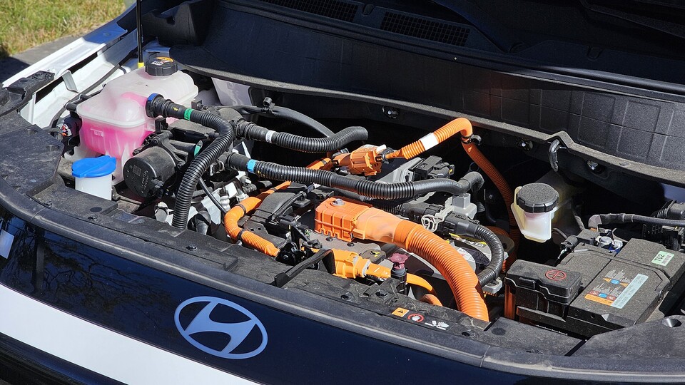 현대차 '캐스퍼 일렉트릭'의 엔진룸./곽호준 기자