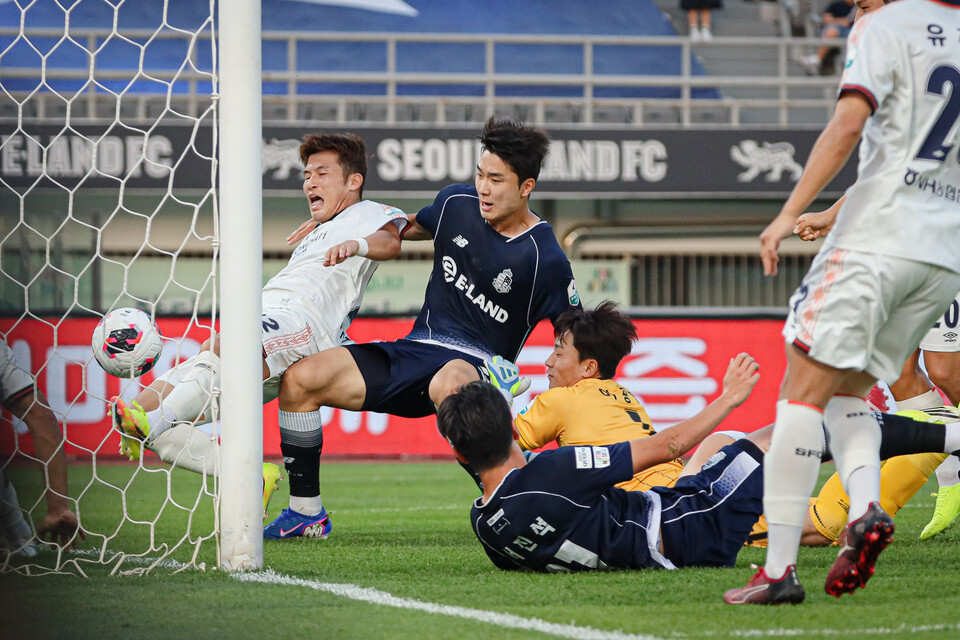 k리그2 서울 이랜드, K리그2 2위로 도약