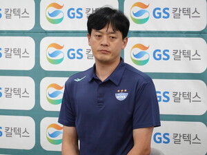 <b>이영택</b> GS칼텍스 <b>감독</b>의 다짐 "선수단이 성장할 수 있는 시즌으로 만들...