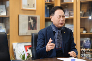 <b>강태선</b> <b>체육회장</b> 후보 "<b>이기흥</b> 후보, 비리 의혹 해명하고 사퇴해야"