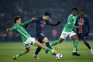 <b>이강인</b> 시즌 3호 <b>도움</b>… <b>PSG</b>, <b>생테티엔</b>에 2-1 승리