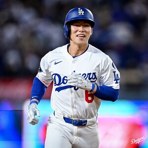 MLB <b>김혜성</b>·이정후, 나란히 <b>멀티히트 활약</b>... 팀은 패배