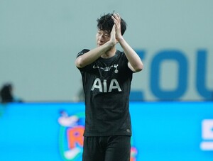 손흥민 토트넘 10년 대장정, 1-1 무 마침표