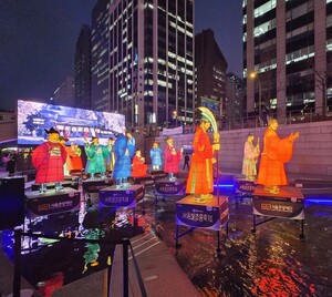 겨울 감성 물씬... '빛의 향연' 서울빛초롱축제 개막 현장 가보니 - 뉴스 썸네일 이미지