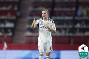 <b>전북</b>, <b>포항</b> 원정서 <b>2-0</b> 승… 3경기 만의 승전고