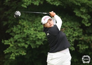 <b>신다인</b>, KLPGA KG 레이디스 오픈 3R 공동 1위