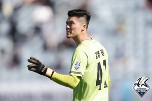 前 축구 국가대표 <b>김영광</b>, <b>보복 운전</b> 의혹에 사과