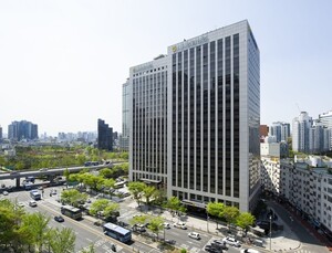 박병희號 NH농협생명, 신계약 CSM 1조 목표...순익 반등 시험대 - 뉴스 썸네일 이미지