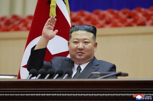 김정은 중대장대회에서 강조한 강군 건설과 전투력 강화 방안 관련 사진